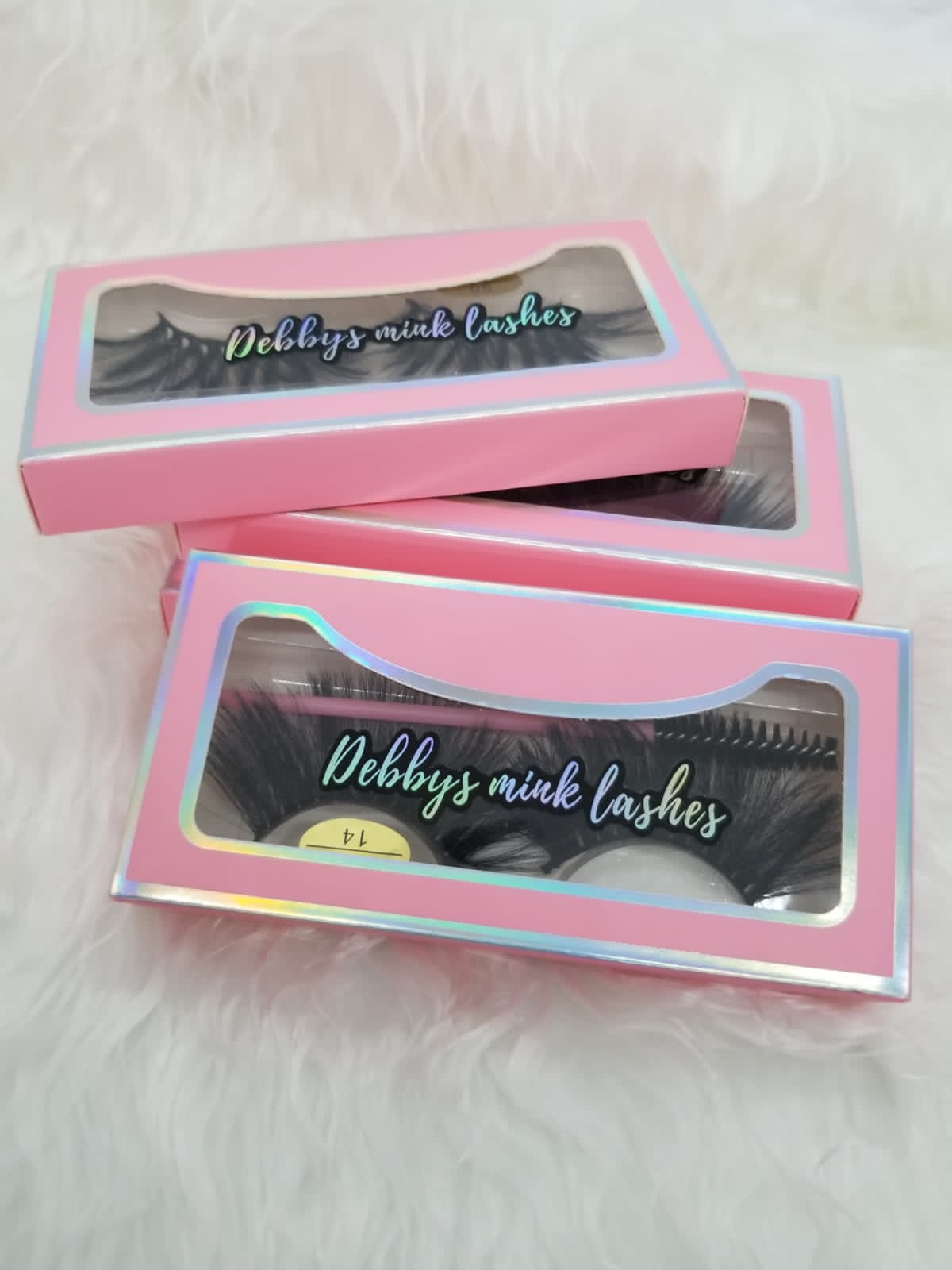 DEBBY'S MINK LASHES